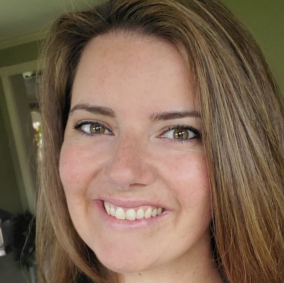 Meet your Posher, Miranda - Picture 2 of 2